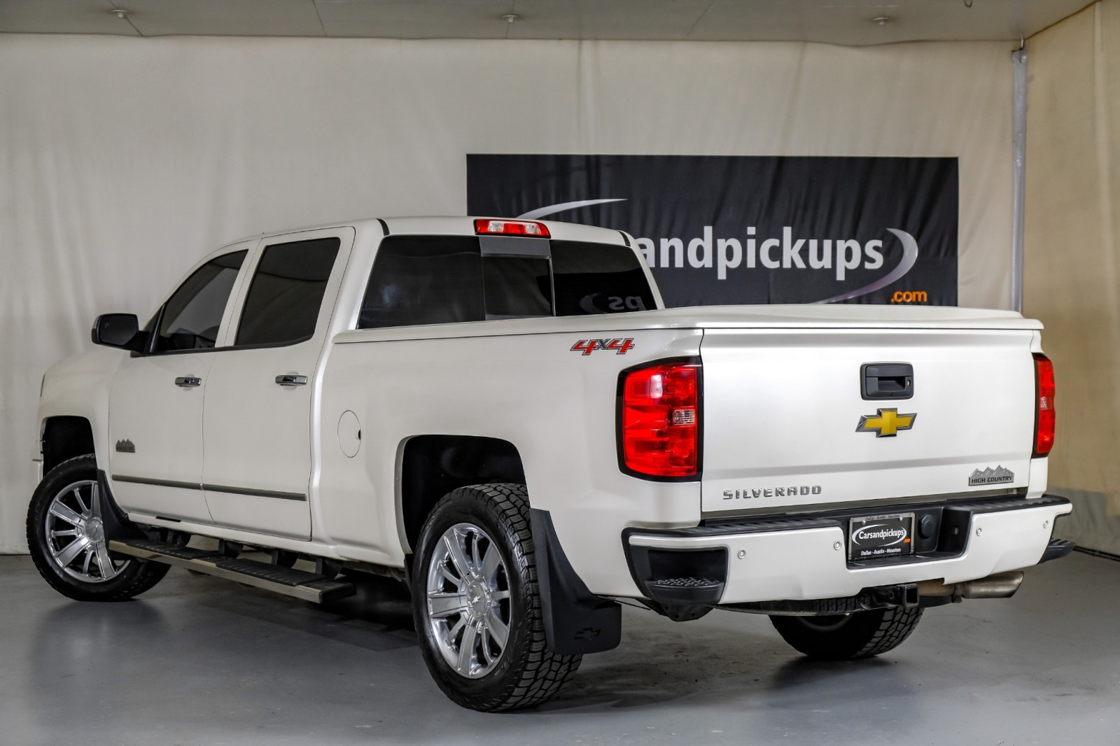 2014 Chevrolet Silverado 1500 High Country 10