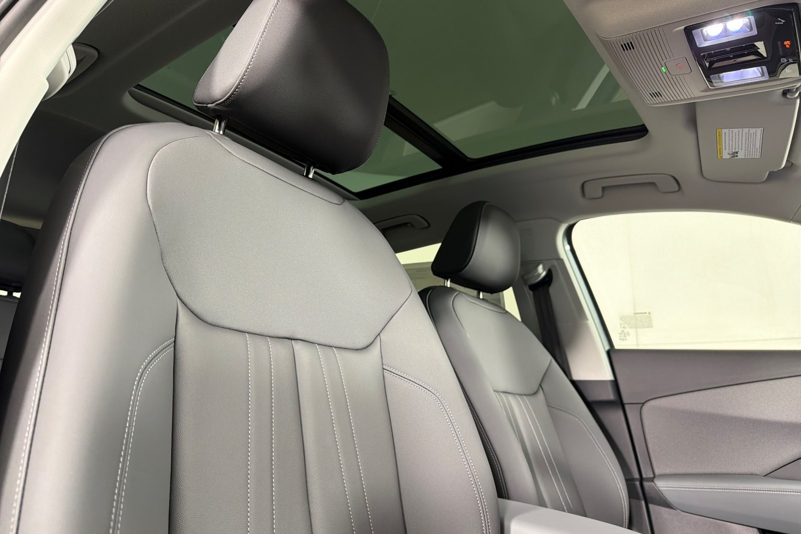 New 2026 Daytona Gray Pearl Effect Audi S line quattro image 15