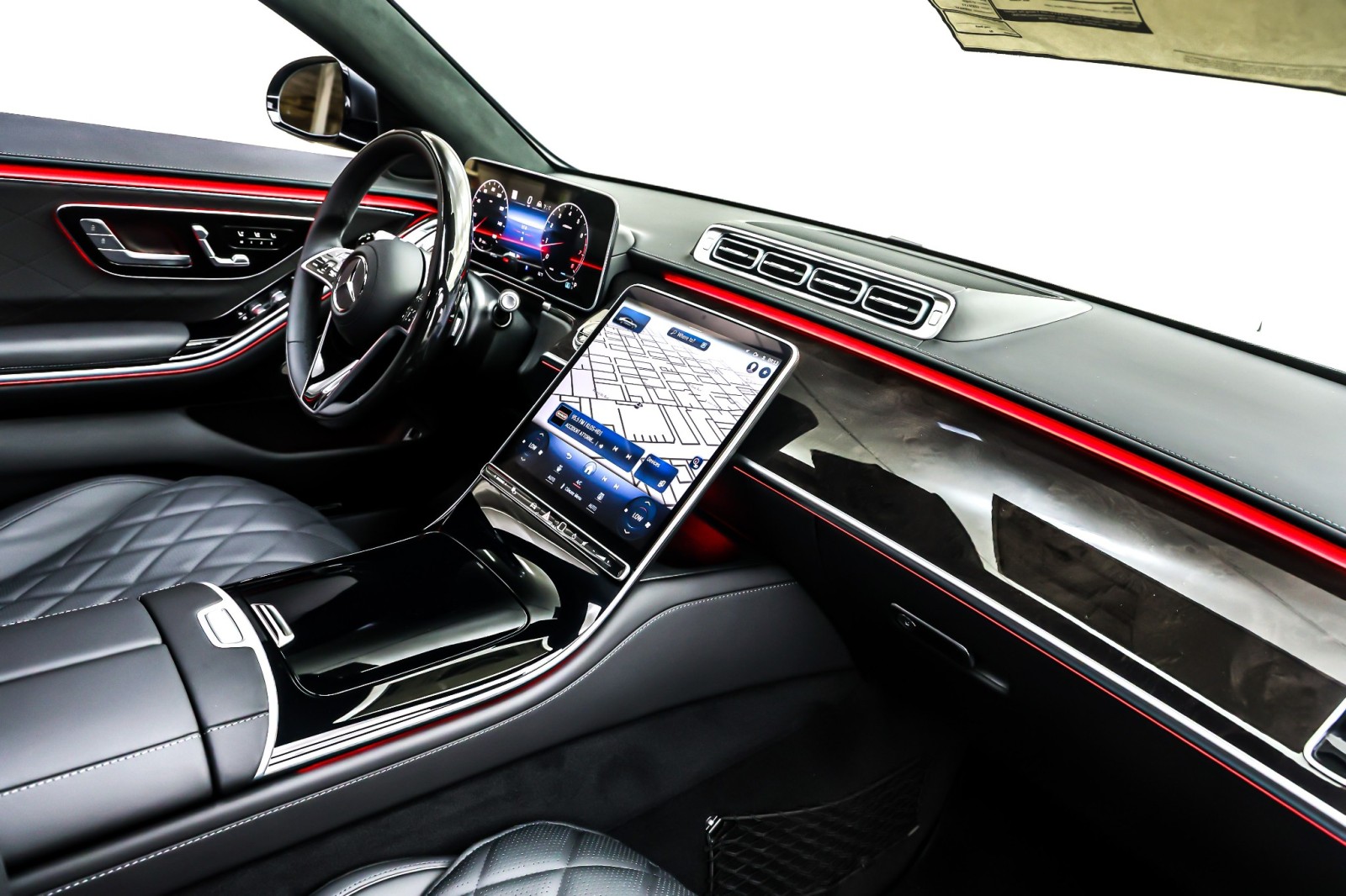 New 2026 MANUFAKTUR Night Black magno Mercedes-Benz S 580 image 5