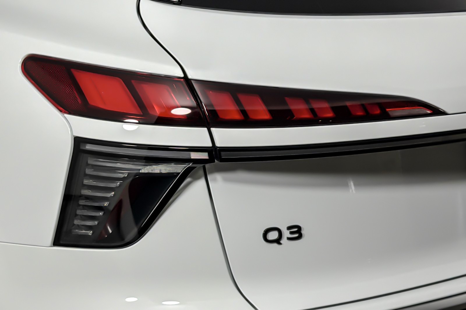 New 2026 Arkona White Audi S line quattro image 24