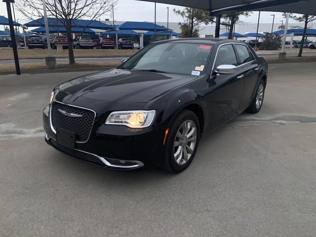 Used 2019 Chrysler 300