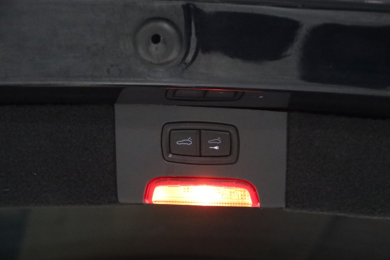 2016 Porsche Cayenne S E-Hybrid 4dr Suv in ,