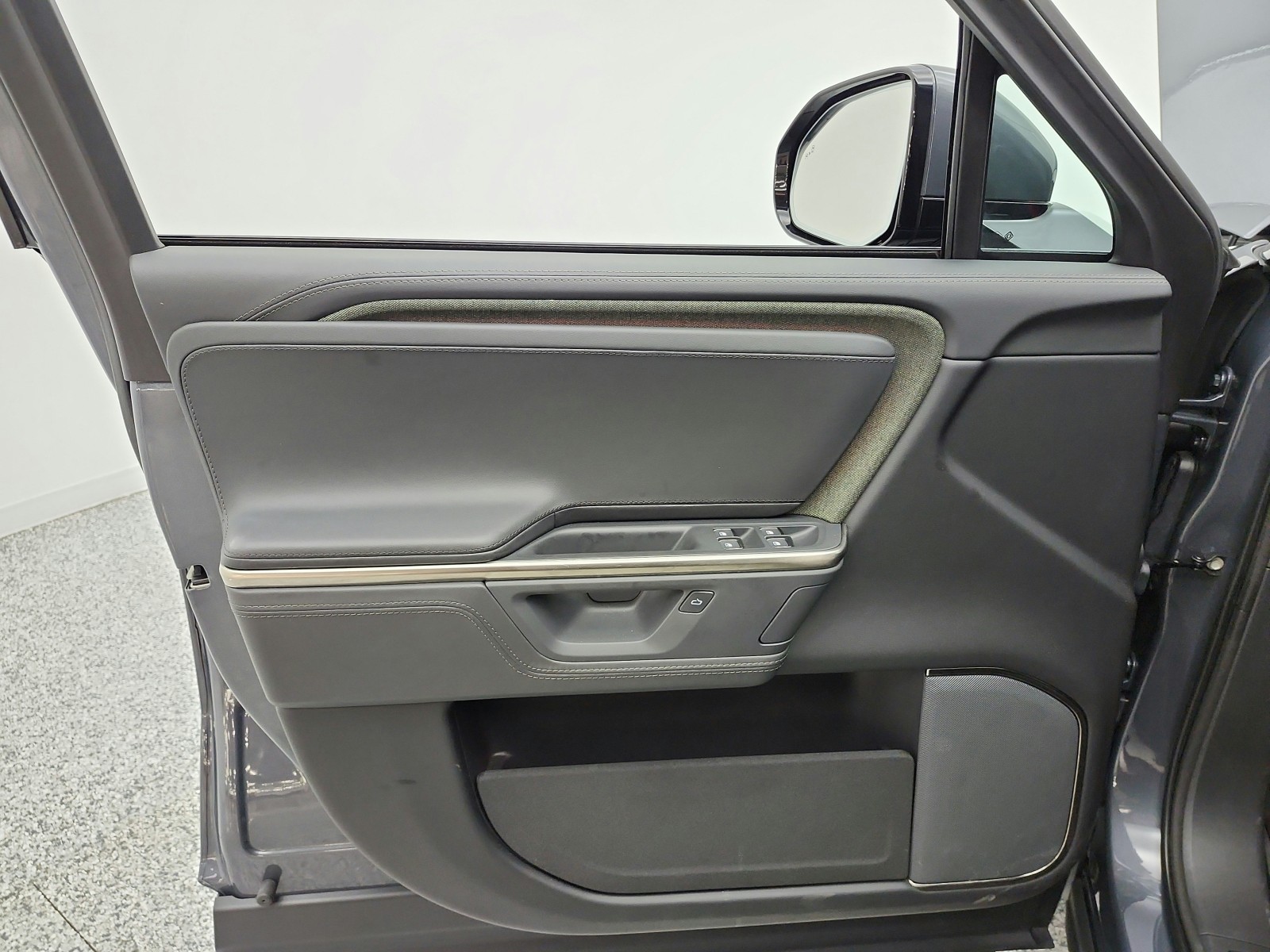 Used 2025 El Cap Granite Rivian Adventure image 14