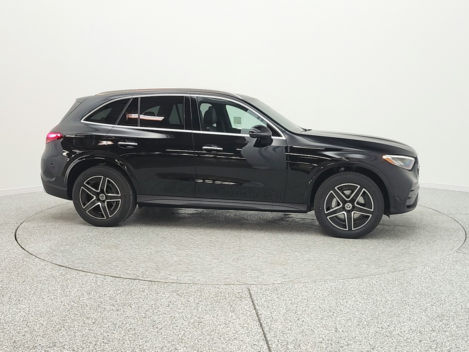 New 2026 Black Mercedes-Benz GLC 350e image 4