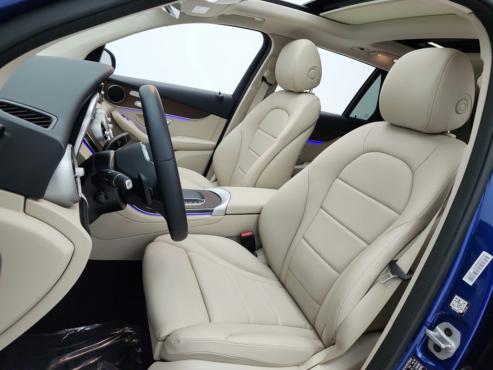 Used 2022 Starling Blue Metallic Mercedes-Benz GLC 300 SUV image 10