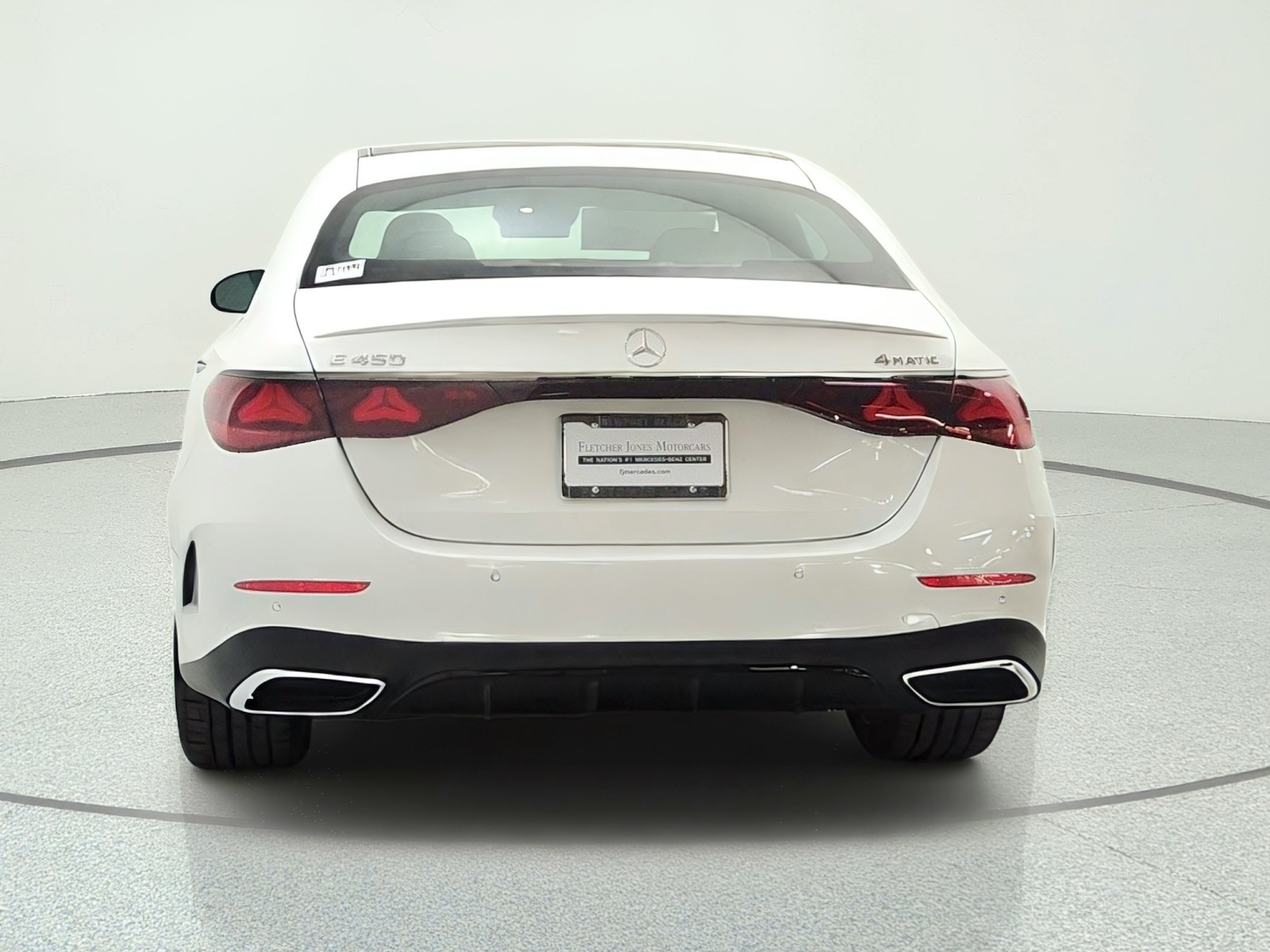 New 2027 MANUFAKTUR Moonlight White Metallic Mercedes-Benz E 450 4MATIC® Sedan image 6