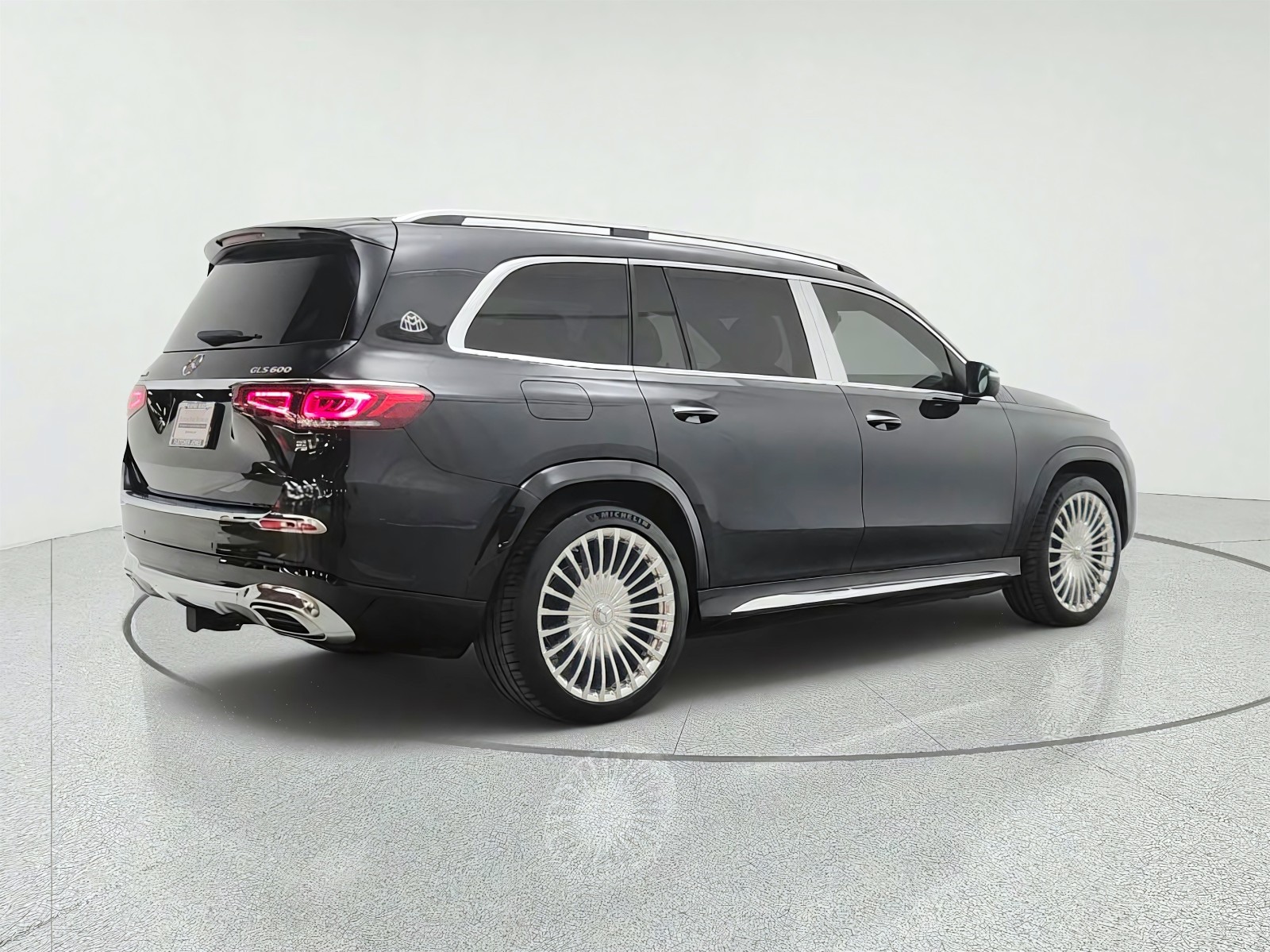 Certified Used 2021 Obsidian Black Metallic Mercedes-Benz Maybach GLS 600 4MATIC® SUV image 5