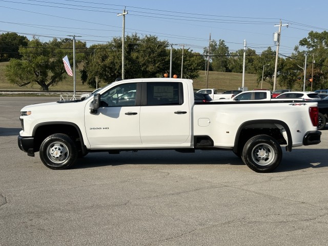 2025 Chevrolet Silverado 3500HD Work Truck 6