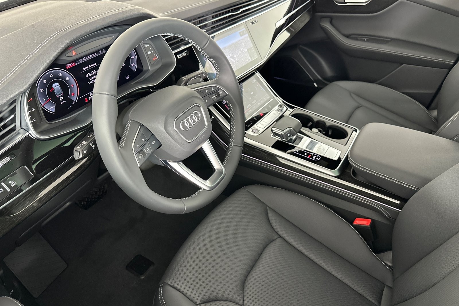 New 2026 Daytona Gray Pearl Effect Audi Premium Plus quattro image 9