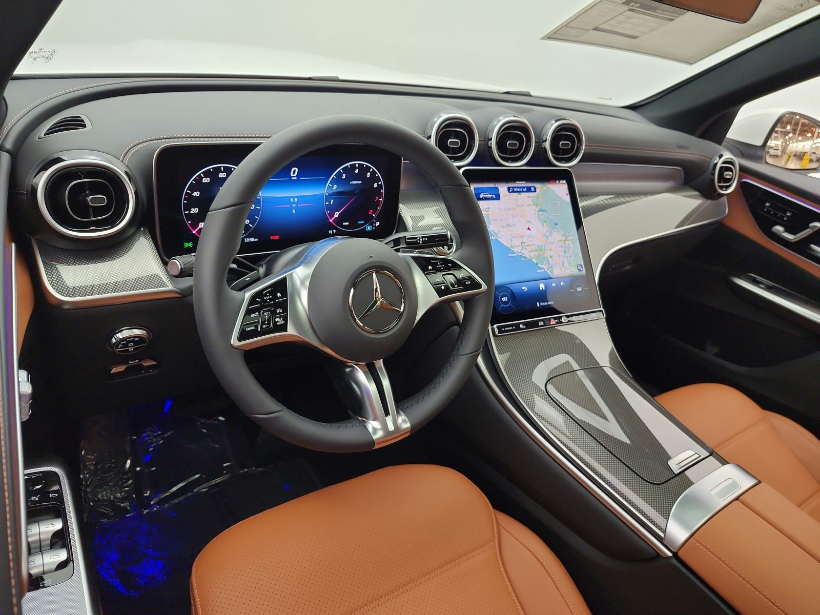 New 2027 Polar White Mercedes-Benz GLC 300 SUV image 9