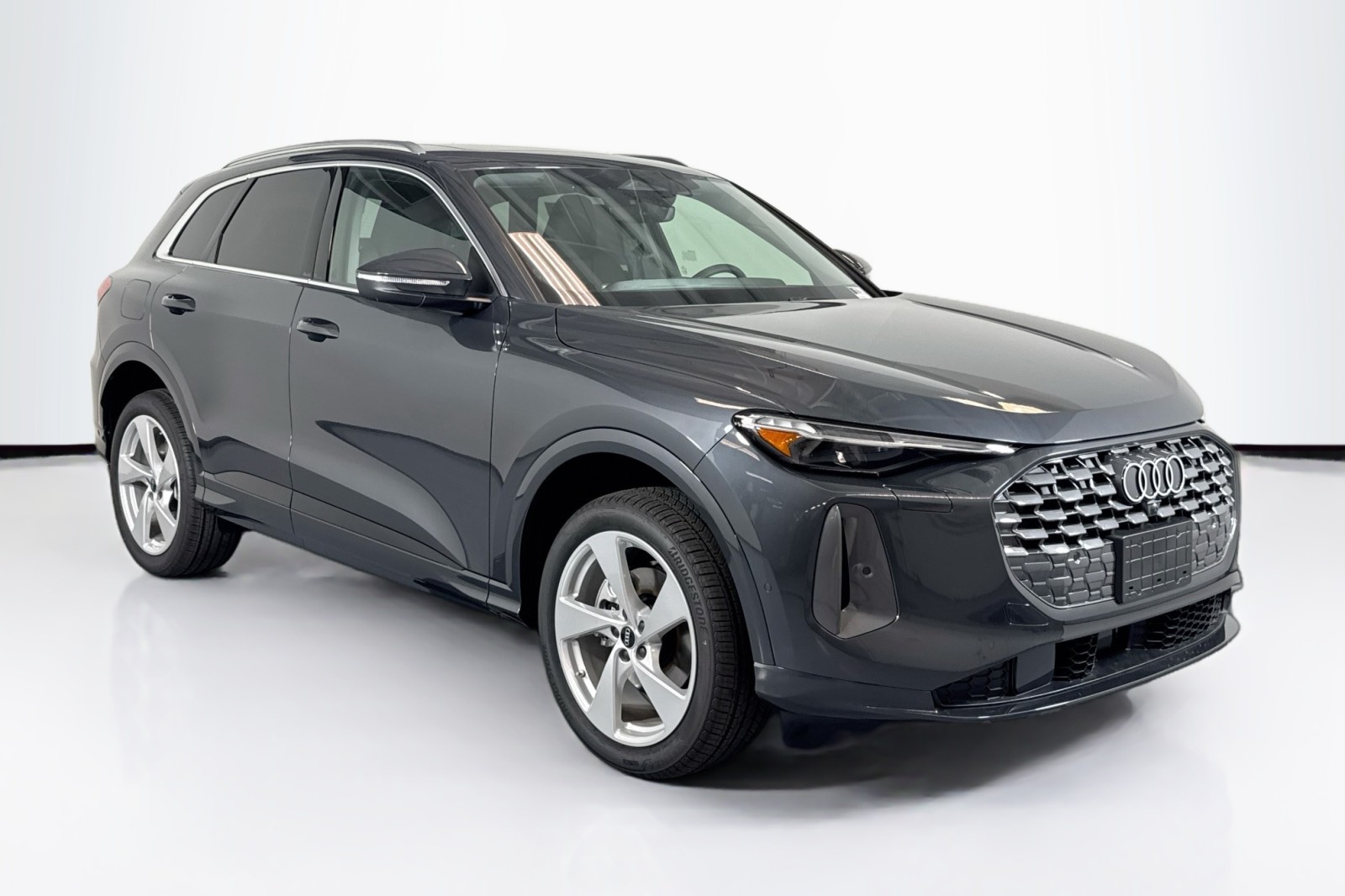 New 2025 Tambora Gray Metallic Audi Premium Plus 2.0 TFSI quattro image 3