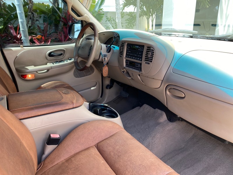 2002 Ford F-150 CREW CAB King Ranch LOW MILES 56,886 in , 