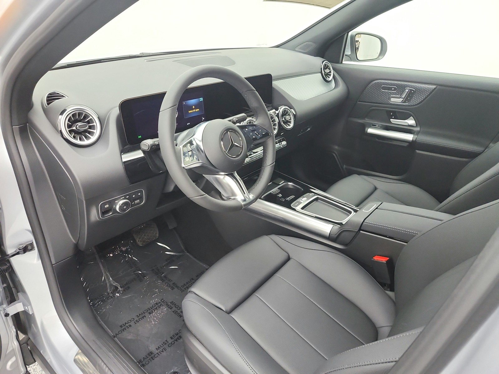 New 2026 Cirrus Silver Metallic Mercedes-Benz GLA 250 image 9