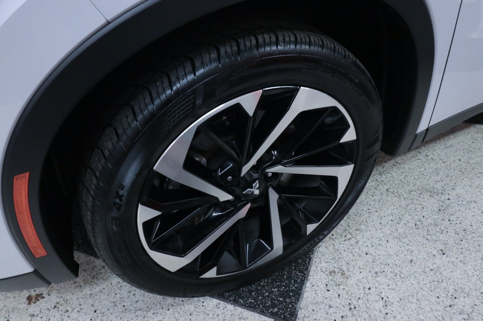 Used Car 2024 Mitsubishi Outlander  Se For Sale Under $25,000 In Austin, Texas