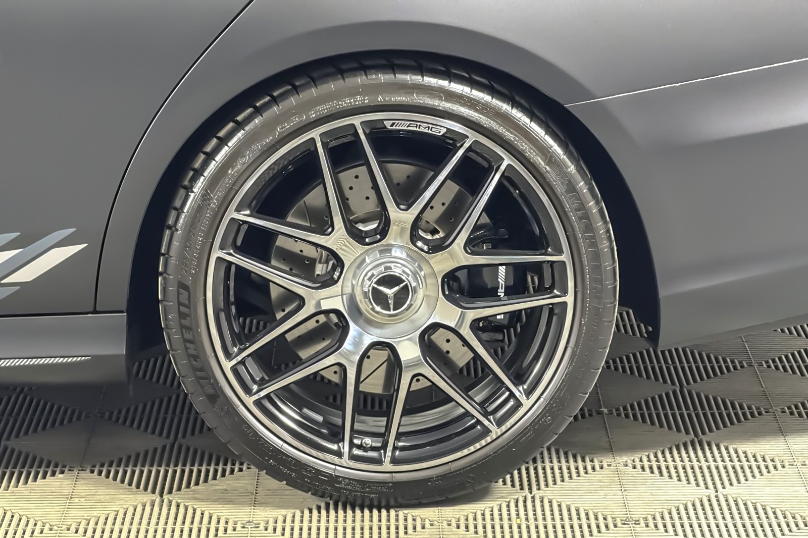 Used 2023 TITANIUM GRAY/BLACK Mercedes-Benz AMG® E 63 S 4MATIC+ Wagon image 26