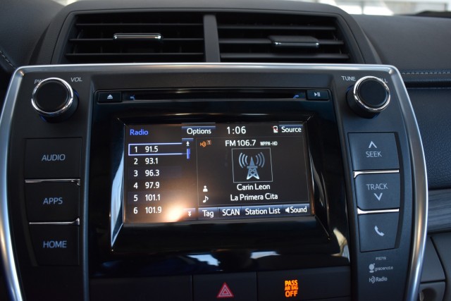 2015 Toyota Camry Hybrid Hybrid Leather Heated Front Seats Keyless Start Sa 19