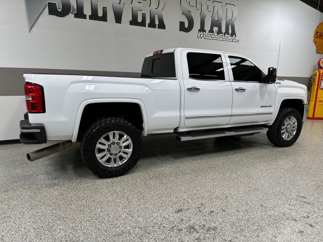 2018 GMC Sierra 2500HD SLT 4WD Duramax in , 