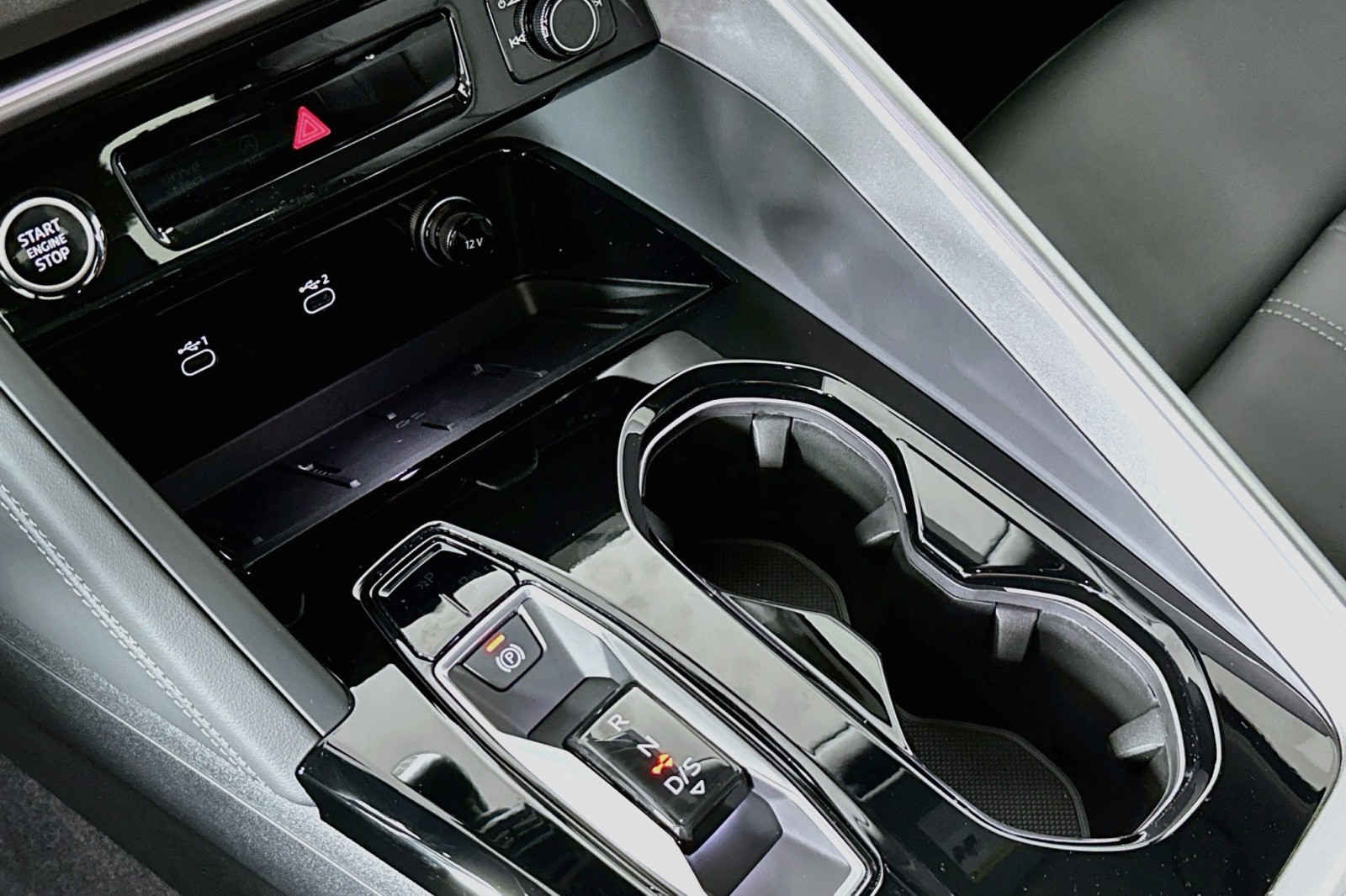 New 2026 Tambora Gray Metallic Audi Premium image 7