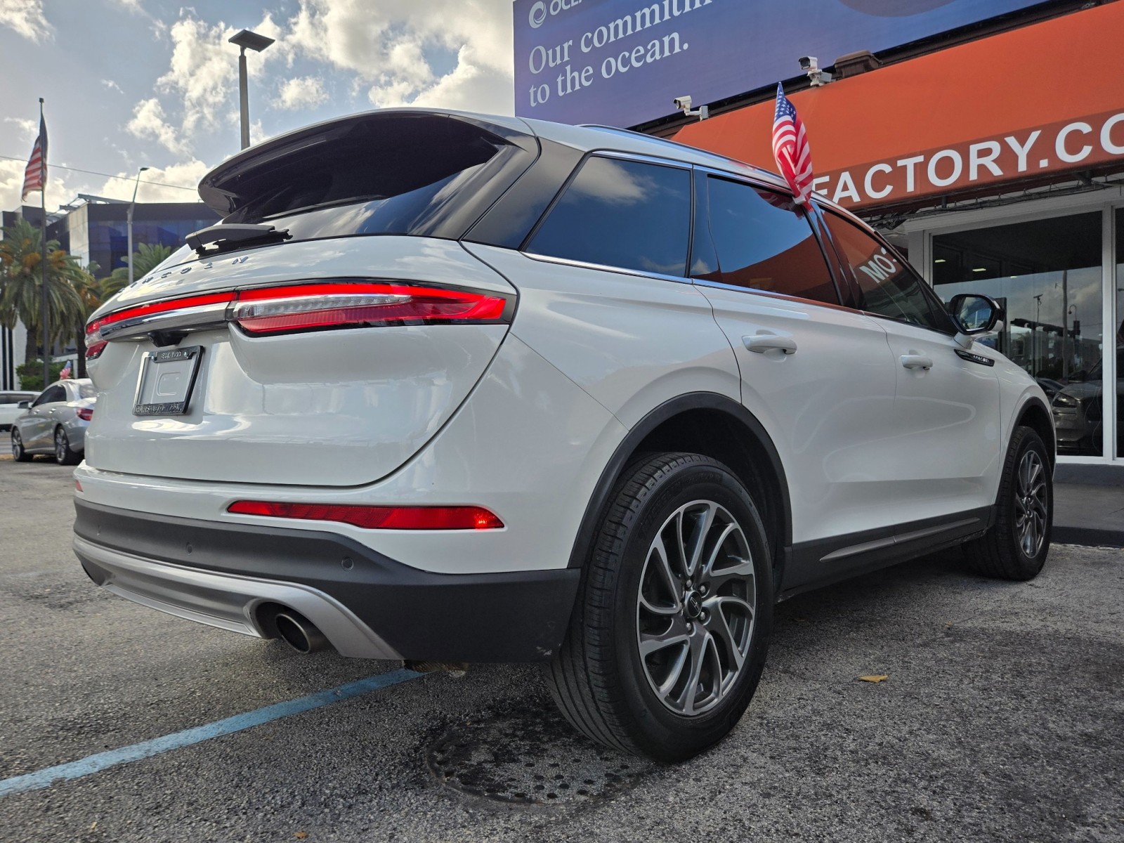2021 Lincoln Corsair - $16,477