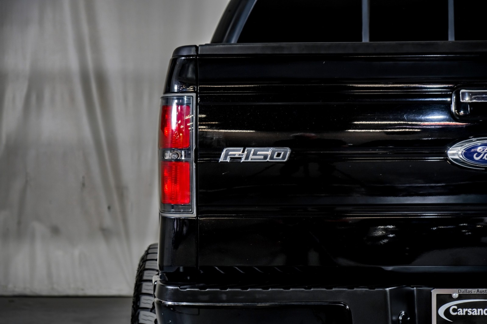 2014 Ford F-150 FX4 35