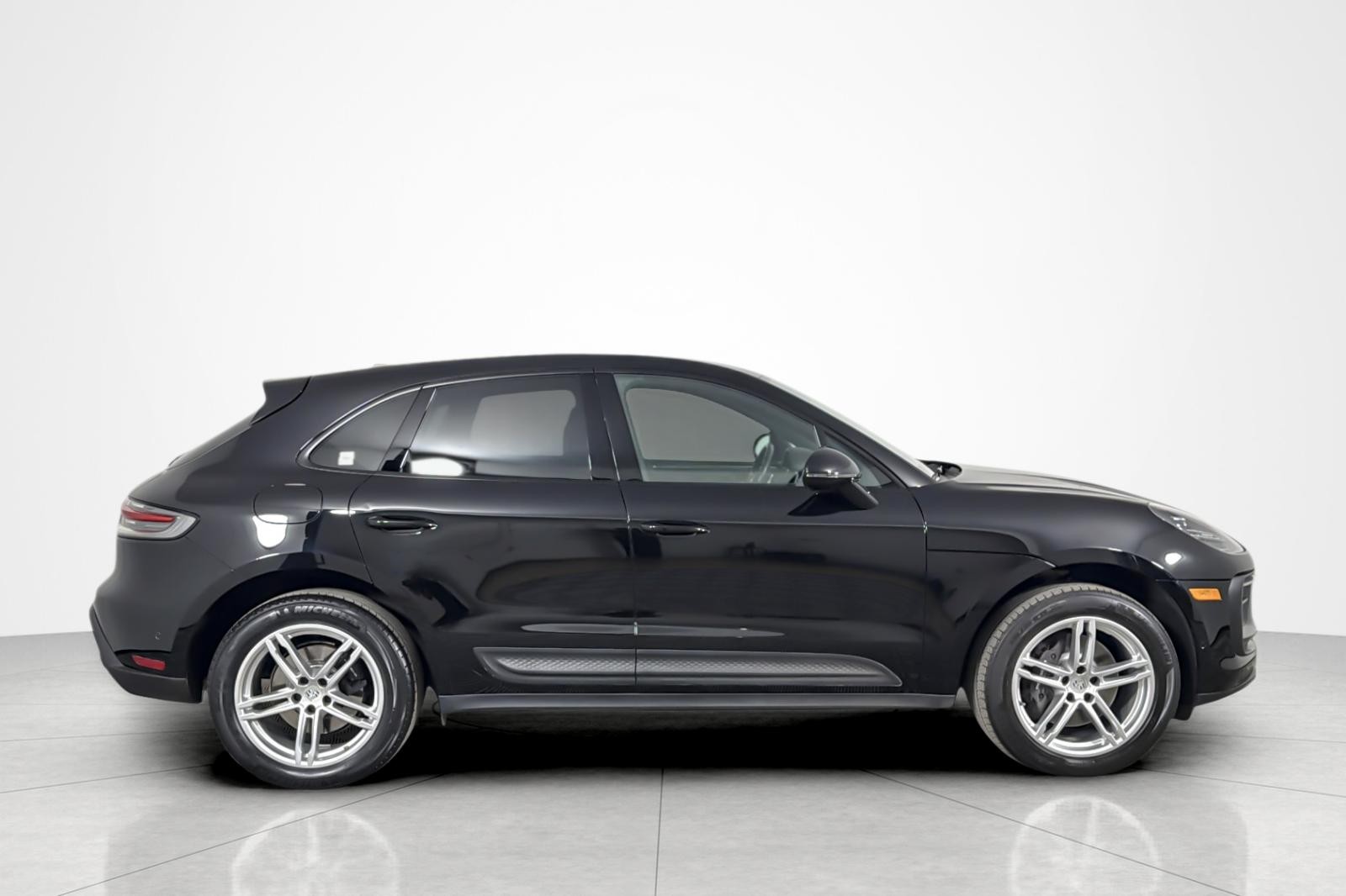 Used 2022 Black Porsche AWD image 6