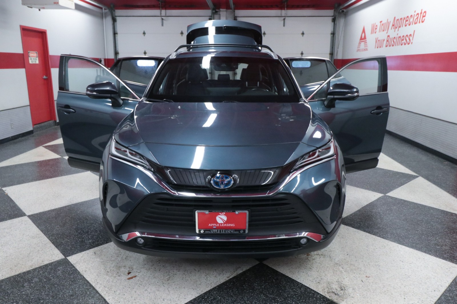 Used Car 2023 Toyota Venza  Xle For Sale Under $35,000 In Austin, Texas