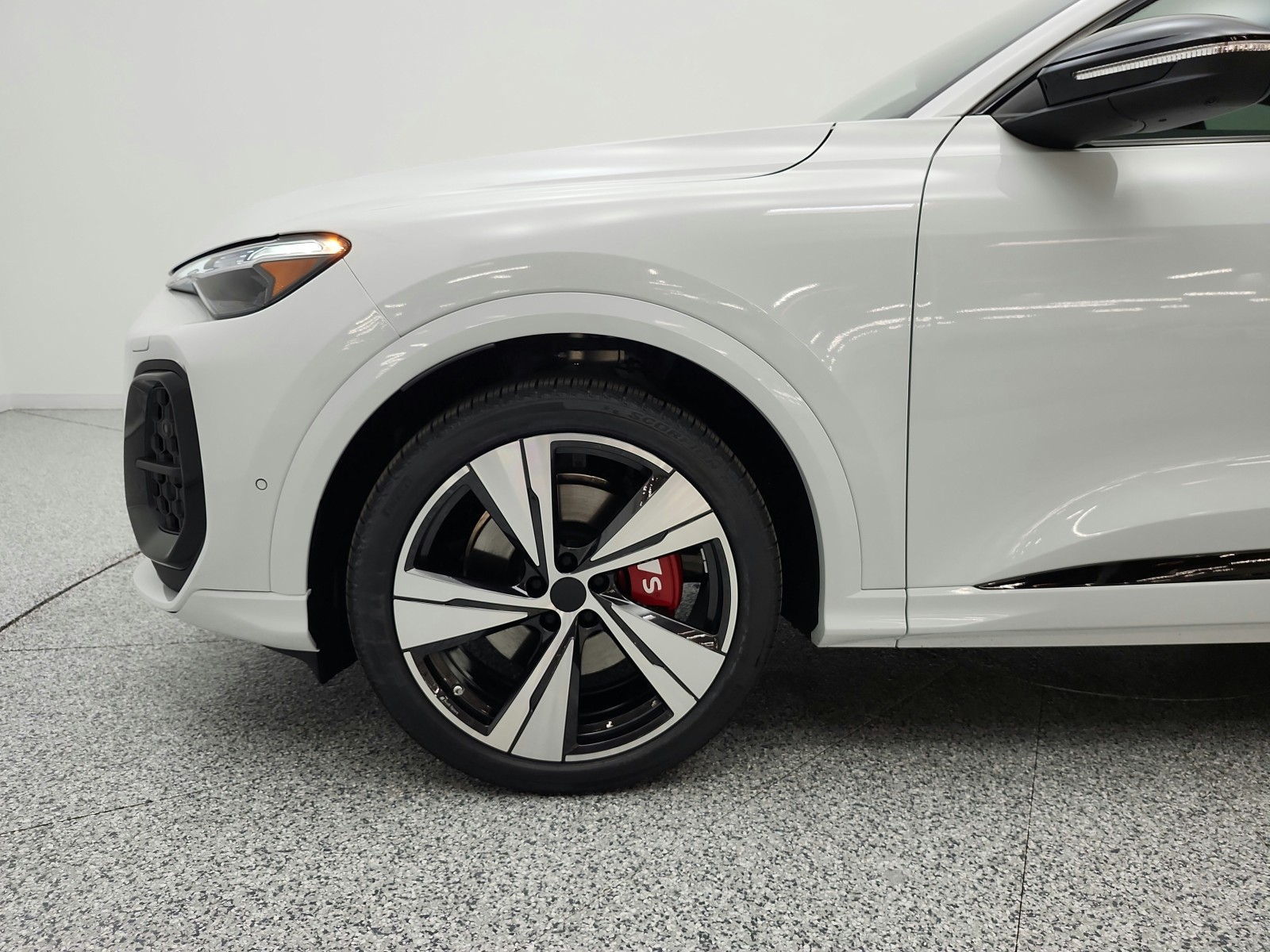 New 2026 Glacier White Metallic Audi Premium Plus 3.0 TFSI quattro image 15
