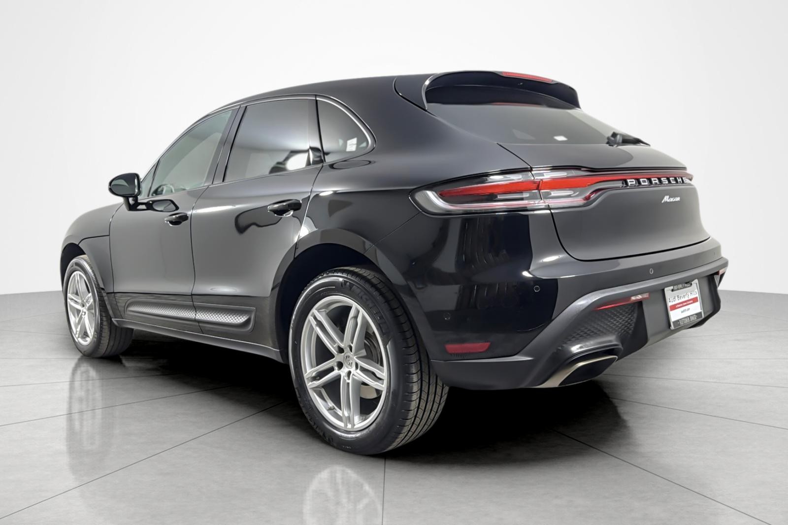 Used 2022 Black Porsche AWD image 3