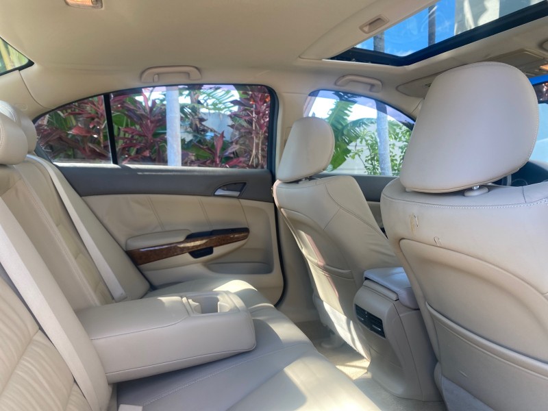 2010 Honda Accord Sdn EX-L LOW MILES 68,167 in , 