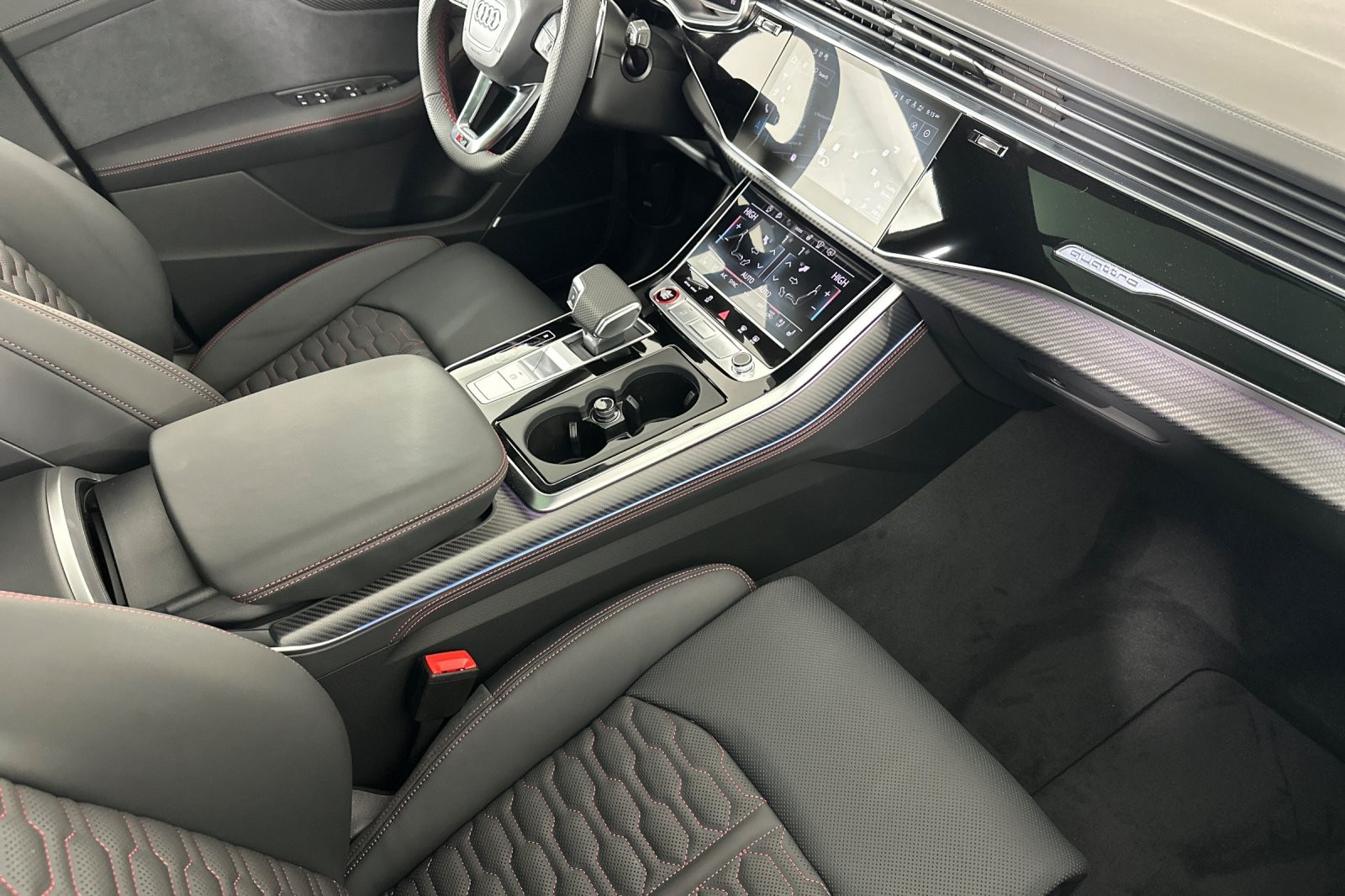 New 2026 Daytona Gray Pearl Effect Audi performance quattro image 15