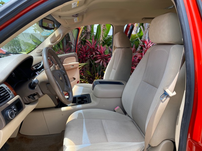 2009 Chevrolet Avalanche LT PU LOW MILES 58,696 in ,