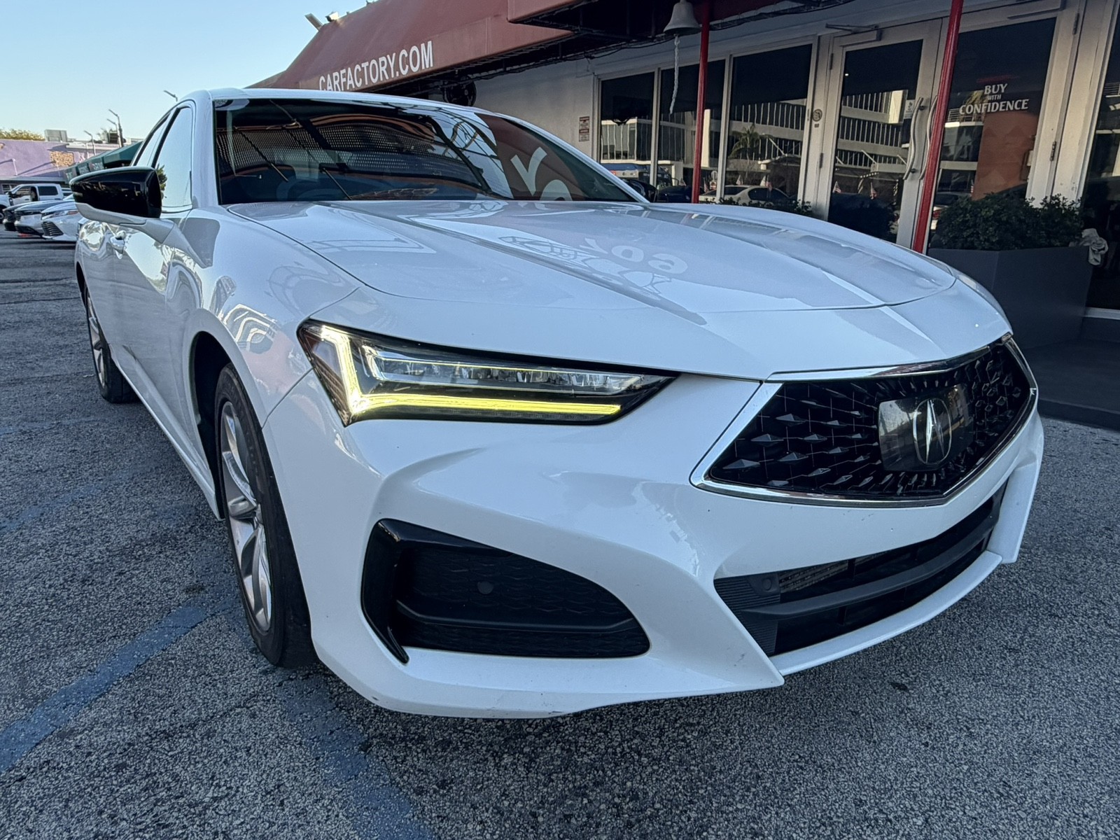 View vehicle photo 7