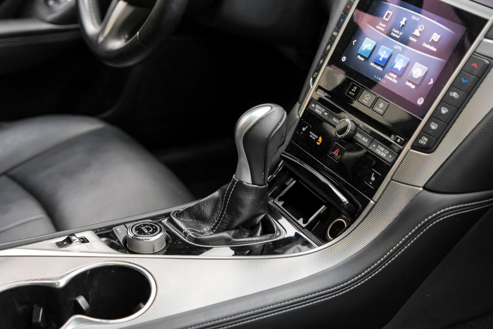 2015 INFINITI Q50 Premium Navigation CargoPkg 28