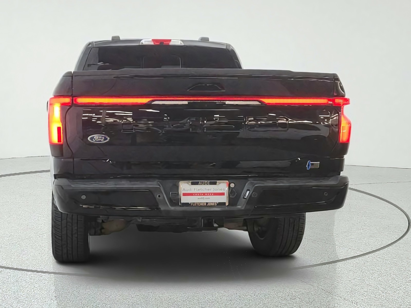 Used 2022 Agate Black Metallic Ford LARIAT image 6