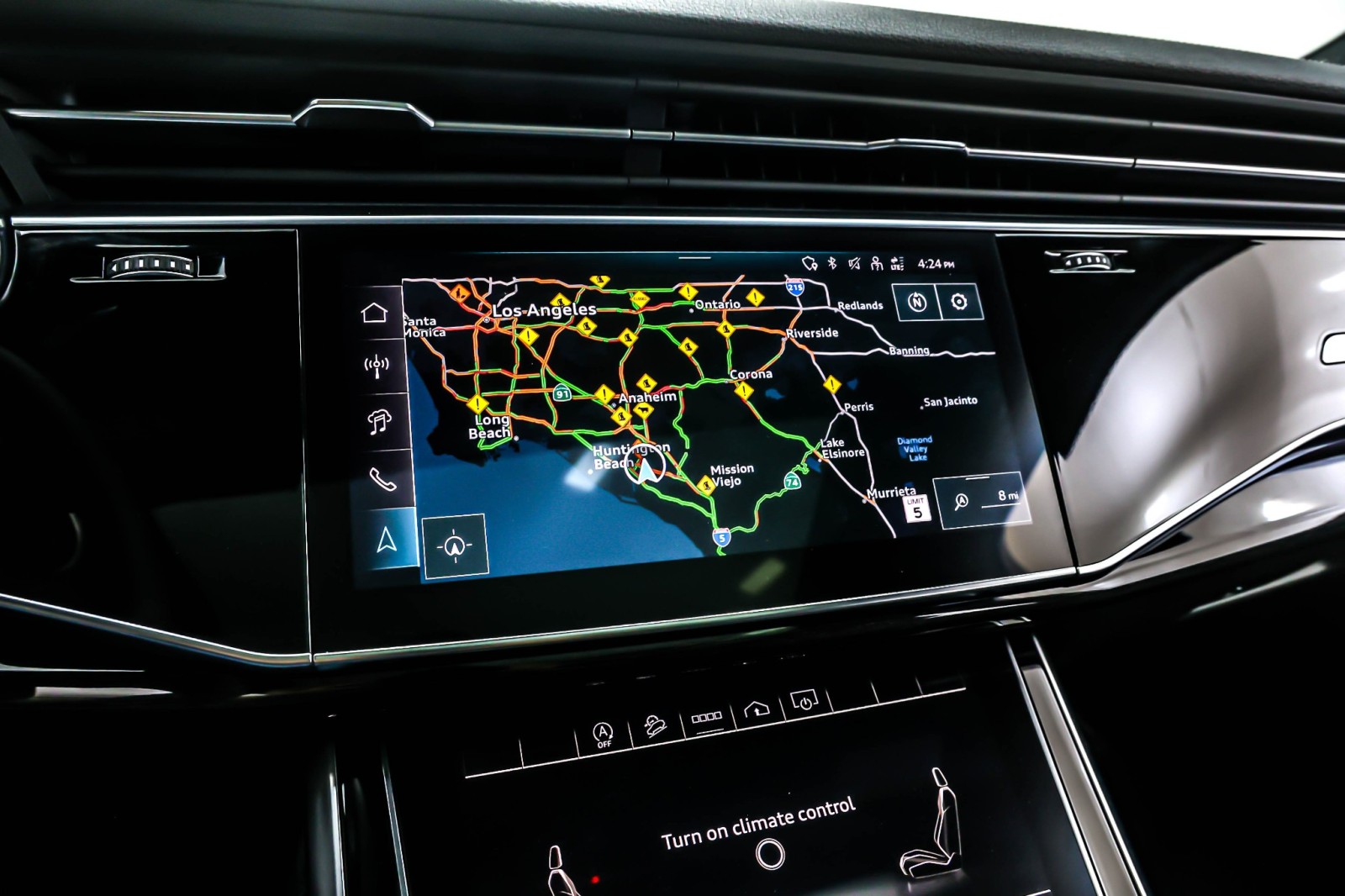 Used 2025 Glacier White Metallic Audi Premium 45 TFSI quattro image 21