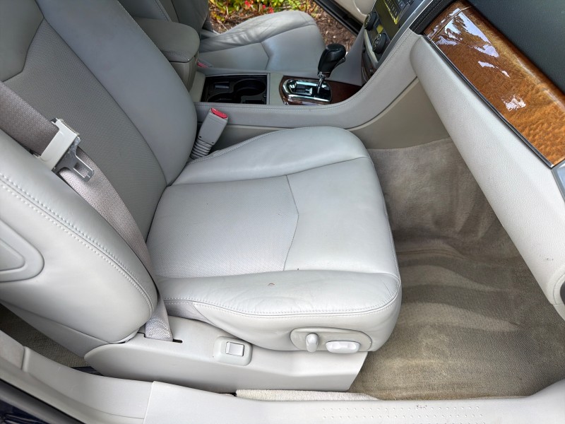 2008 Cadillac SRX SUNROOF LOW MILES 52,938 in , 