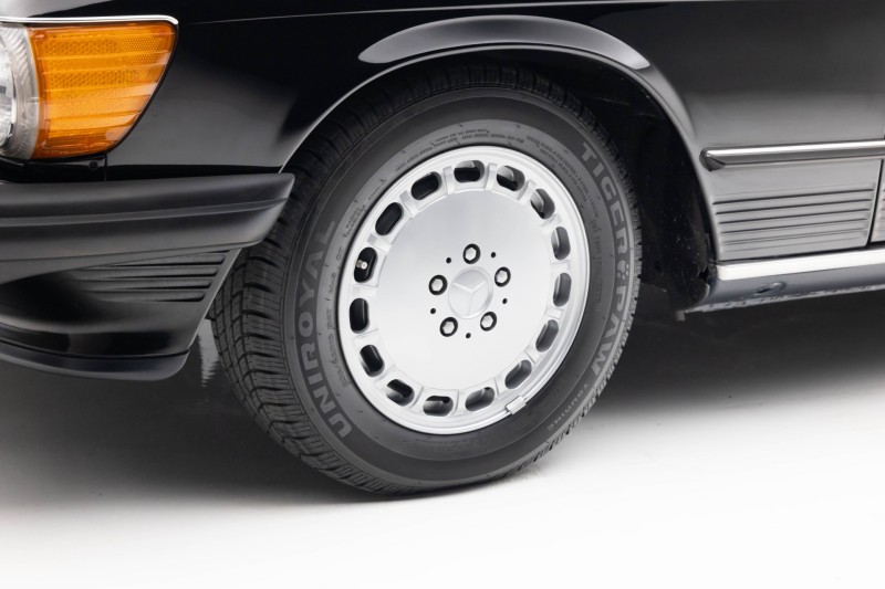 1989 Mercedes-Benz 560SL 560SL in , 