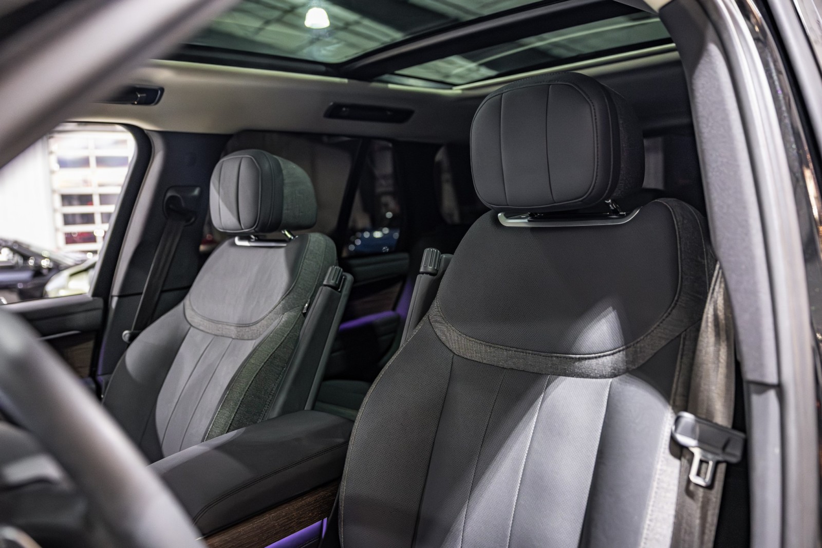 Used Car 2023 Land Rover Range Rover  Se For Sale Under $110,000 In Boerne, Texas