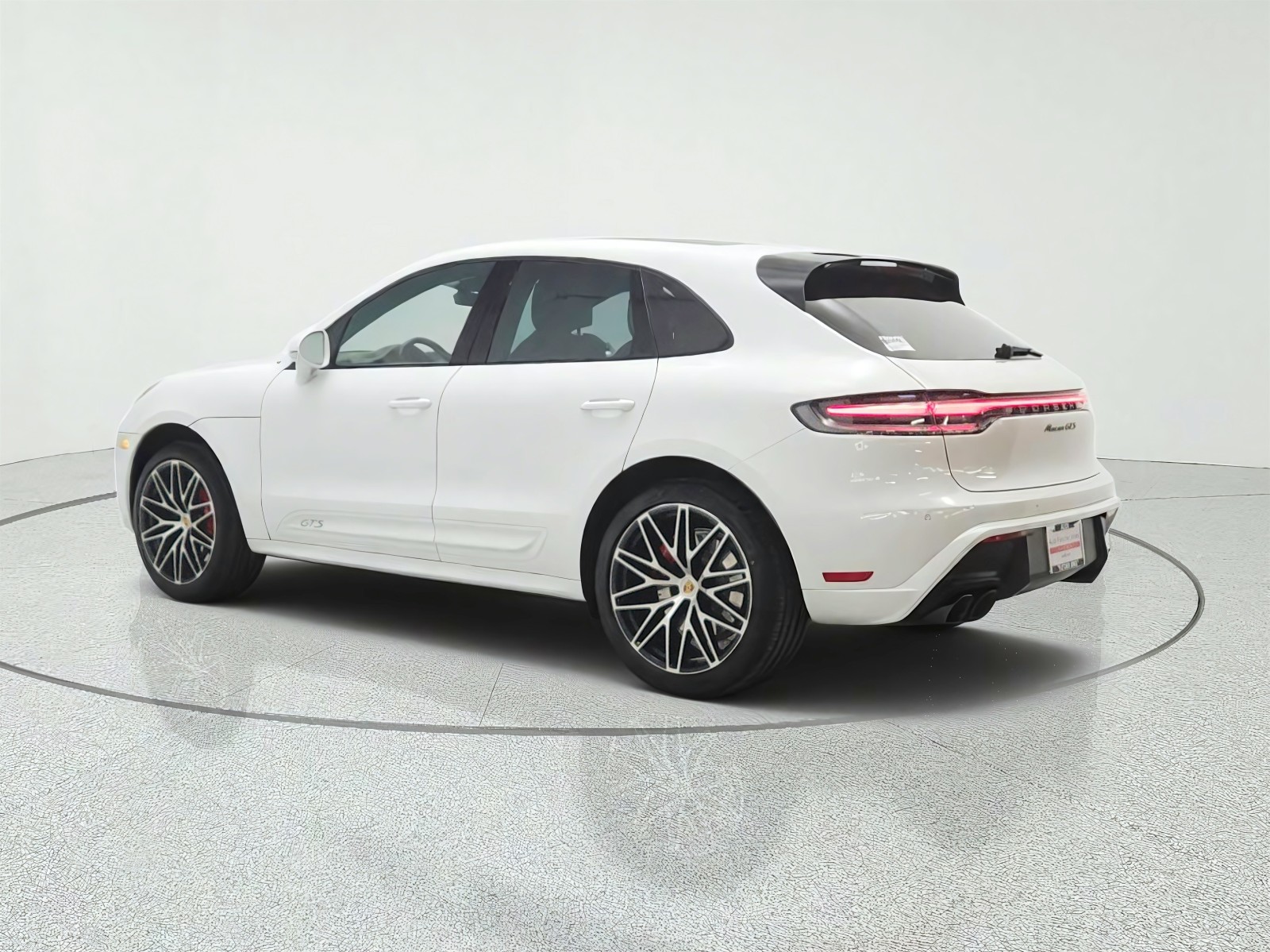 Used 2022 White Porsche GTS AWD image 7