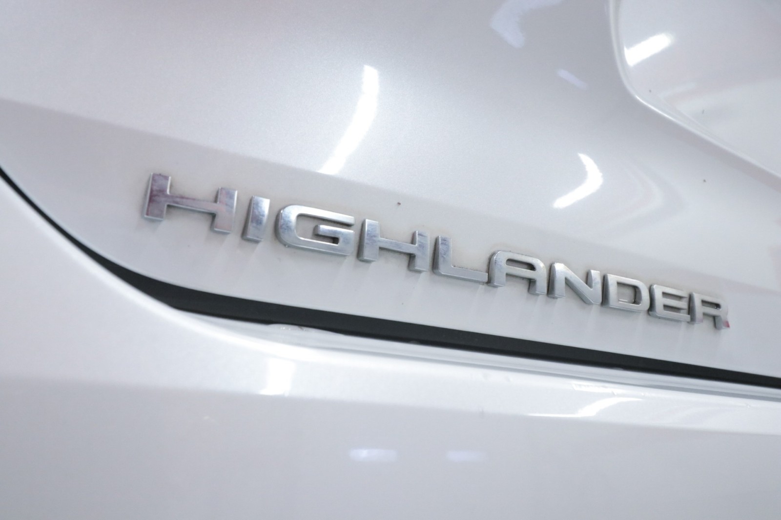 Used Car 2022 Toyota Highlander  Xle For Sale Under $35,000 In Austin, Texas