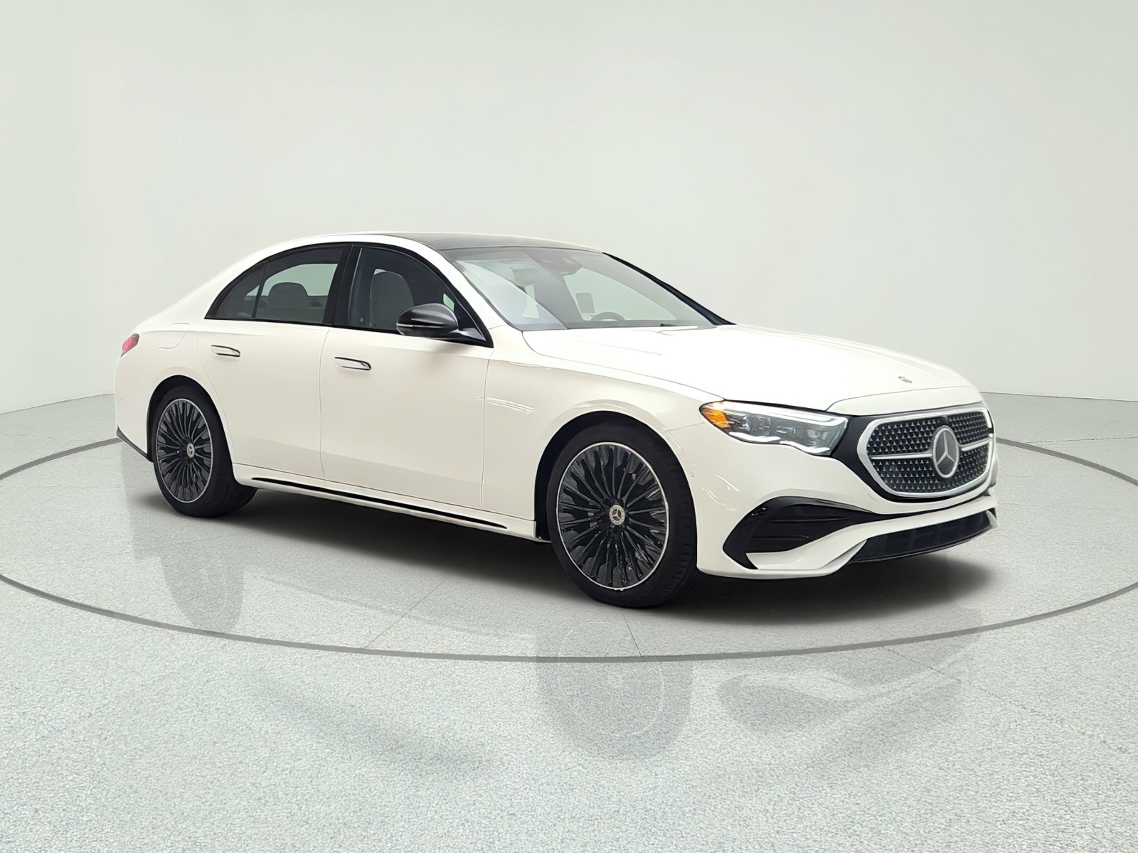 New 2027 Polar White Mercedes-Benz E 350 RWD Sedan image 3