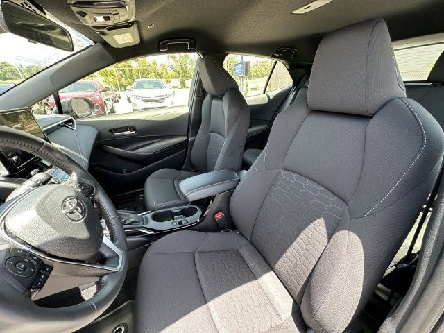 2023 Toyota Corolla Hatchback SE 15