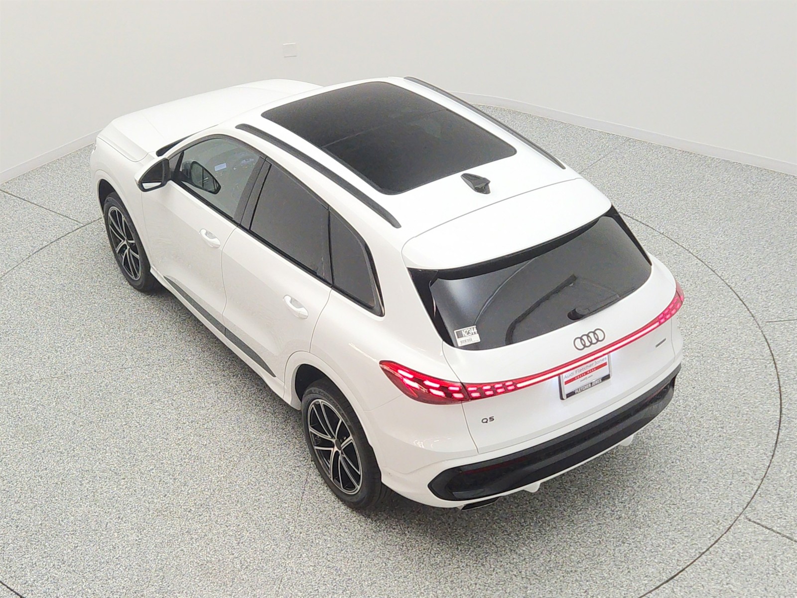 New 2026 Arkona White Audi Premium Plus 2.0 TFSI quattro image 22