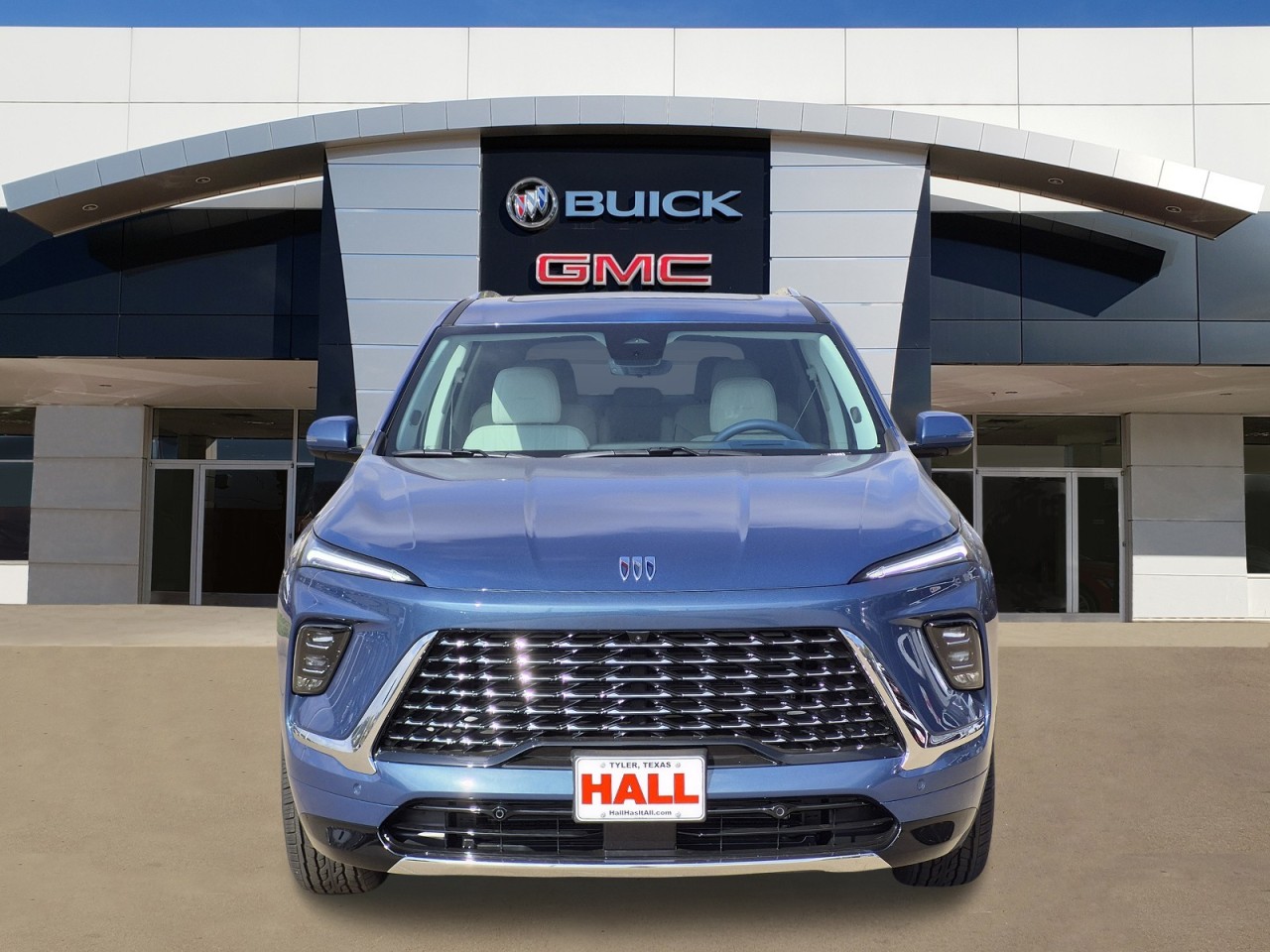 View vehicle photo 2