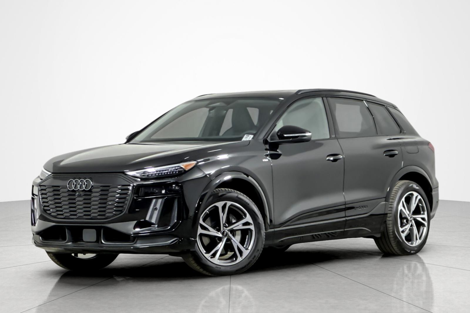 2027 Audi Q6 e-tron 2027 Audi Q6 e-tron Premium Plus quattro SUV