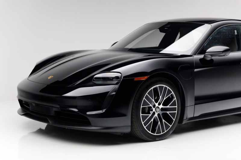 2021 Porsche Taycan  in , 