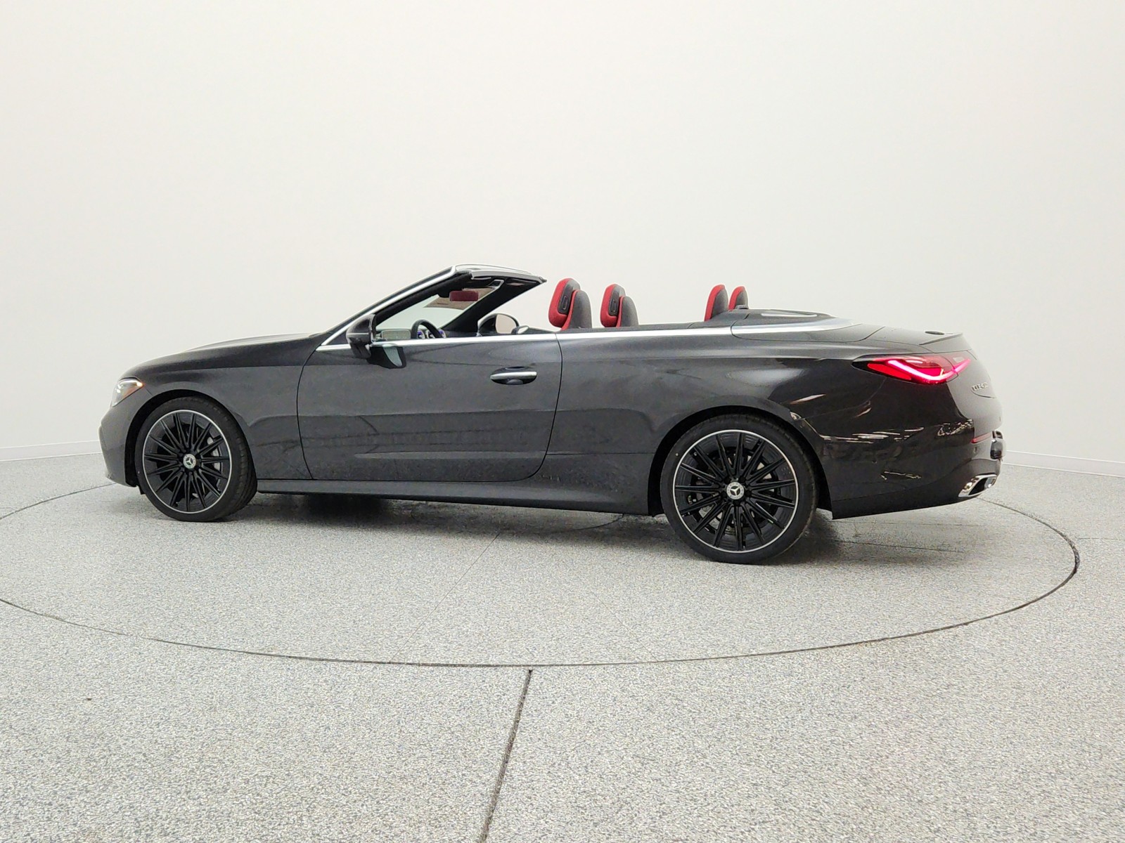 New 2026 Graphite Grey Metallic Mercedes-Benz CLE 450 4MATIC® Cabriolet image 8