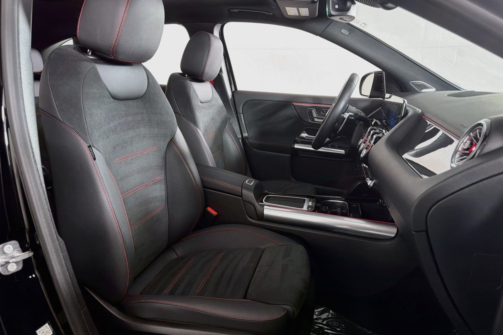 Certified Used 2026 Night Black Mercedes-Benz AMG® GLA 35 image 8