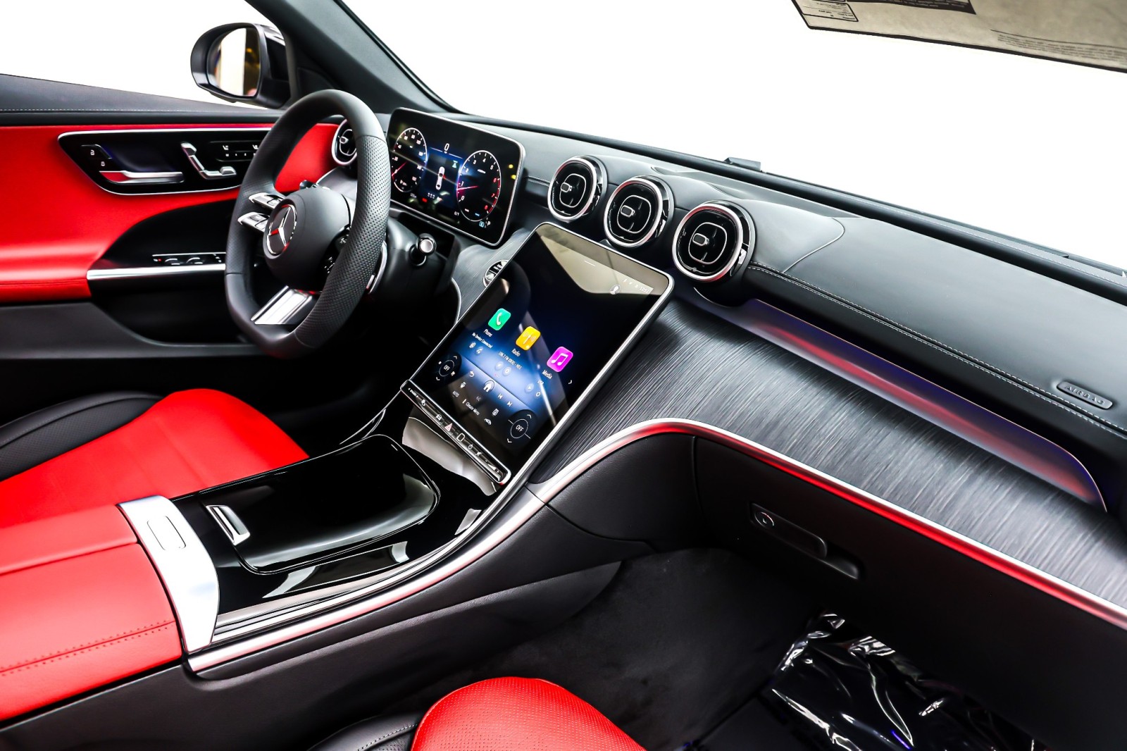 New 2026 Polar White Mercedes-Benz C 300 image 5