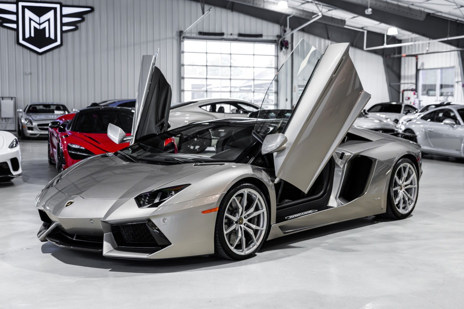 Used Car 2014 Lamborghini Aventador  Roadster - Grigio Antares Metallic - Transparent Engine Bonnet - Sensonum Sound System For Sale Under $440,000 In Boerne, Texas